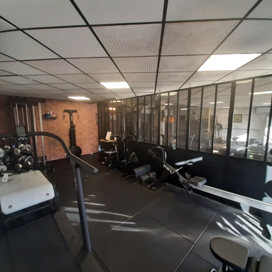  KAZA IMMOBILIER : Local / Bureau | SIX-FOURS-LES-PLAGES (83140) | 110 m2 | 345 000 € 