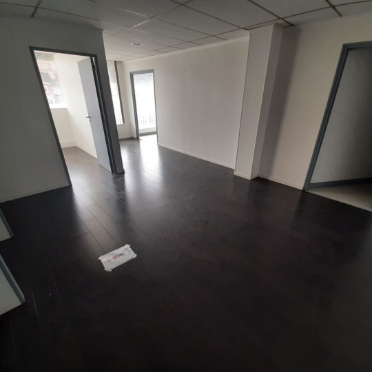  KAZA IMMOBILIER : Local / Bureau | SIX-FOURS-LES-PLAGES (83140) | 113 m2 | 345 000 € 