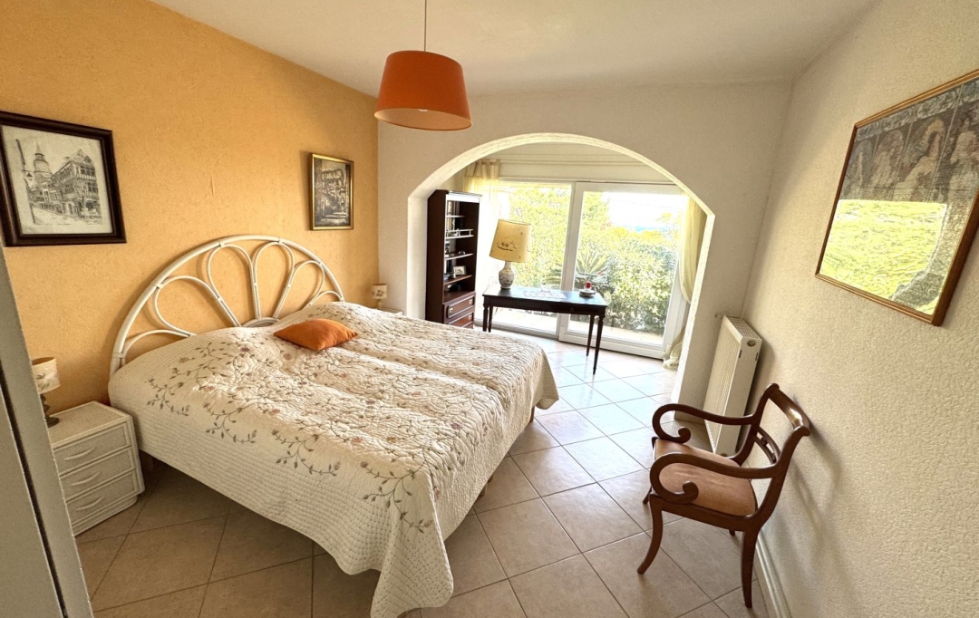 KAZA IMMOBILIER : House | FREJUS (83370) | 153 m2 | 820 000 € 