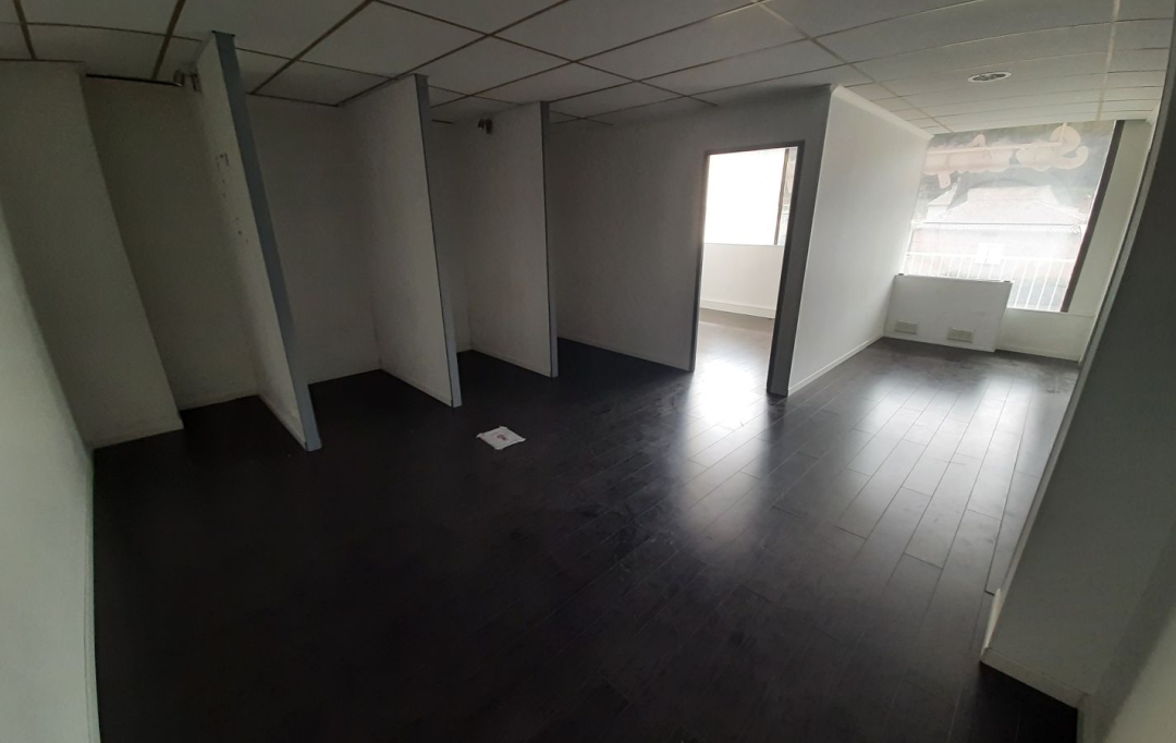 KAZA IMMOBILIER : Local / Bureau | SIX-FOURS-LES-PLAGES (83140) | 113 m2 | 345 000 € 