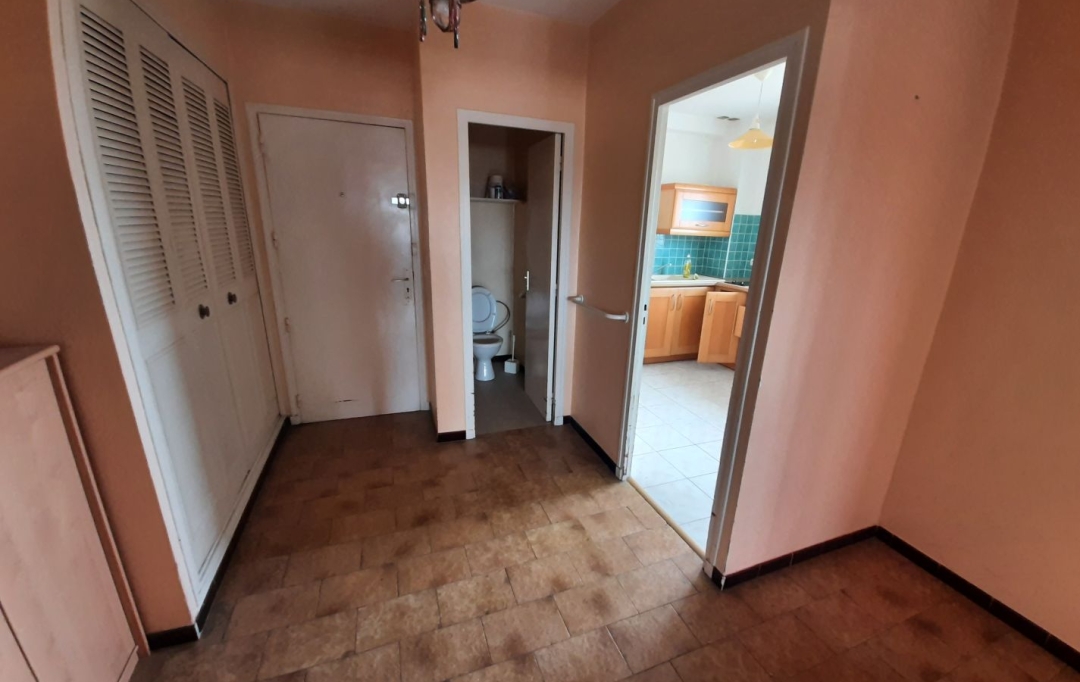 KAZA IMMOBILIER : Appartement | SIX-FOURS-LES-PLAGES (83140) | 65 m2 | 230 000 € 