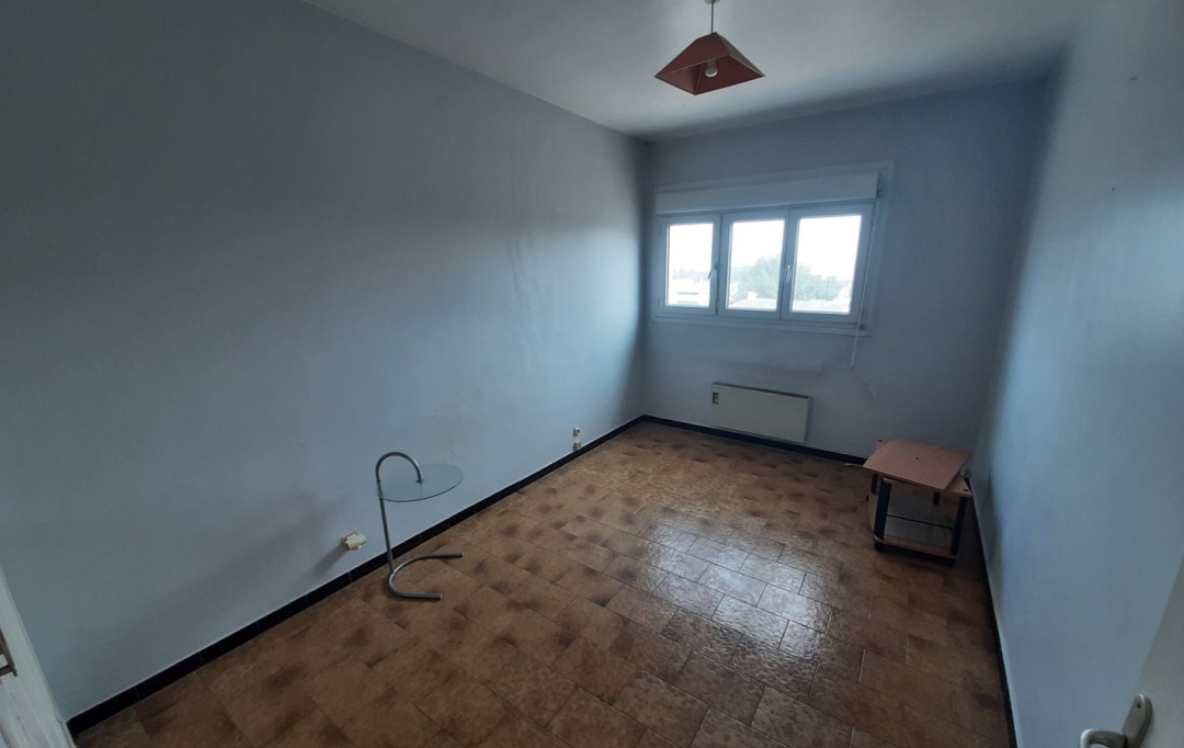 KAZA IMMOBILIER : Appartement | SIX-FOURS-LES-PLAGES (83140) | 65 m2 | 230 000 € 