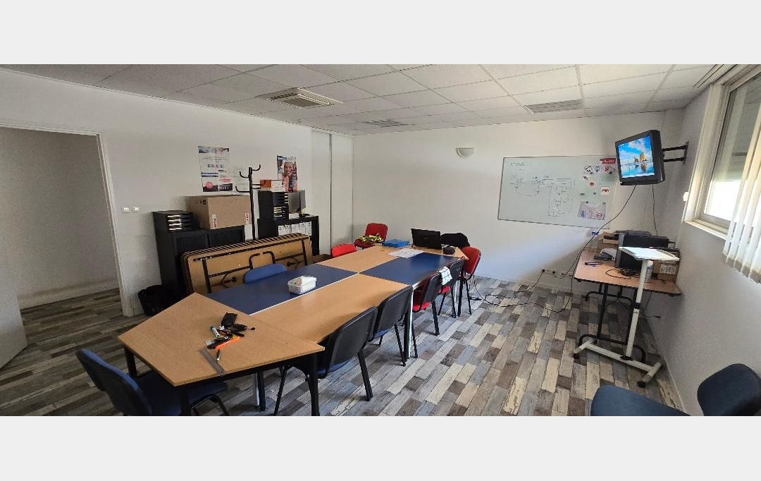 KAZA IMMOBILIER : Local / Bureau | FREJUS (83600) | 88 m2 | 399 000 € 