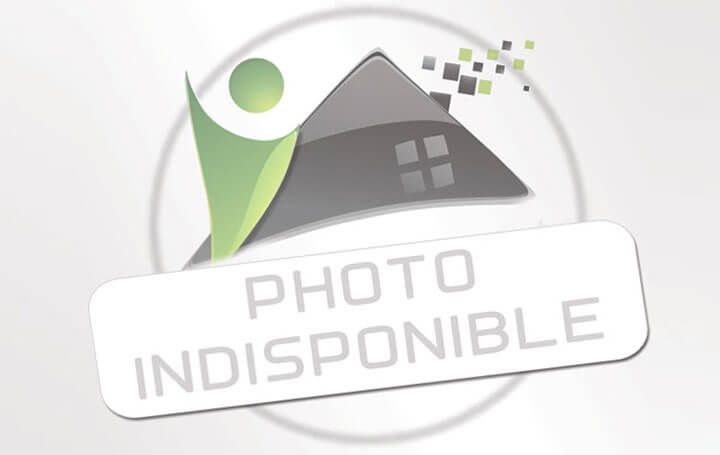 Maison FIGANIERES 120 m2 245 000 € Maison FIGANIERES 120 m2 245 000 €